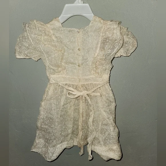 Vintage 1940s Ivory Sheer Organza Fancy Frilly Dress